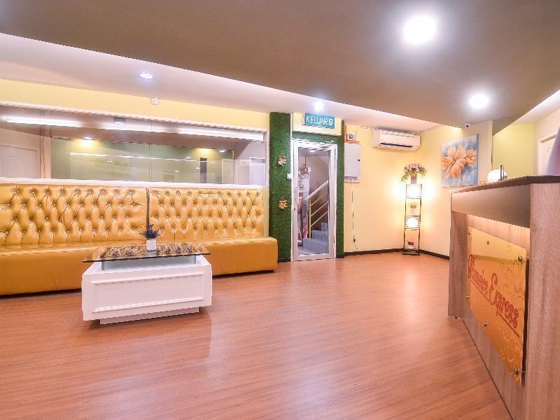 Oyo 1119 Memoire Express Hotel كوشنج المظهر الخارجي الصورة