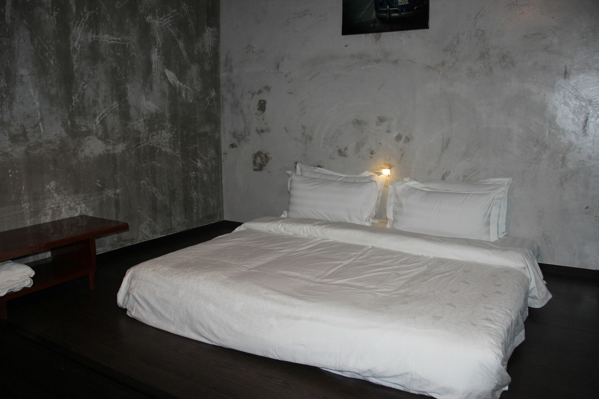 Oyo 1119 Memoire Express Hotel كوشنج المظهر الخارجي الصورة